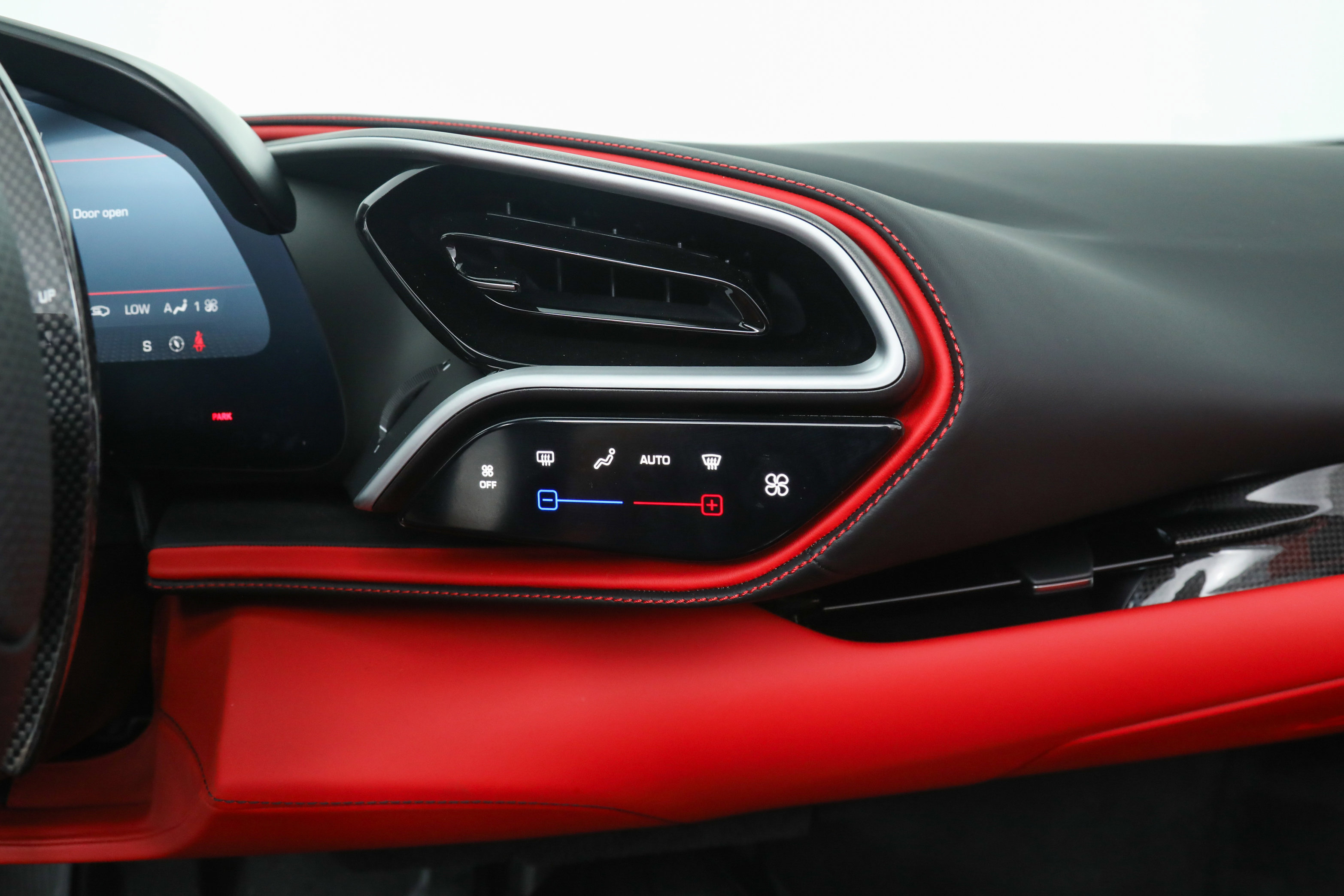 2024 Ferrari 296 GTS photo 30