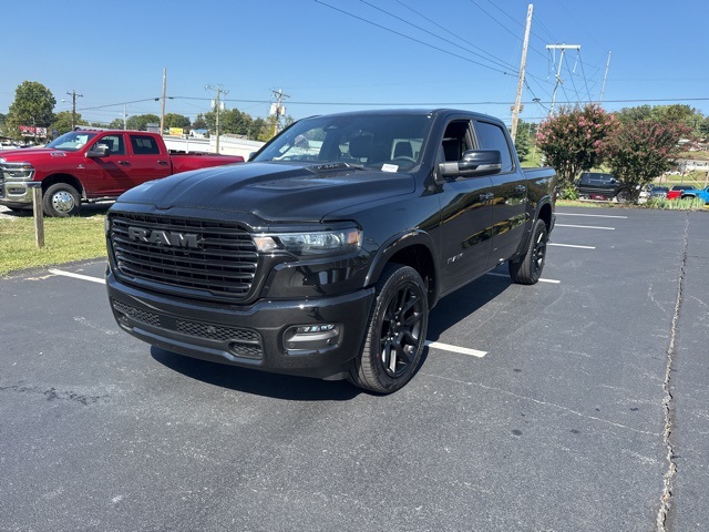 2025 Ram 1500 Laramie photo 3