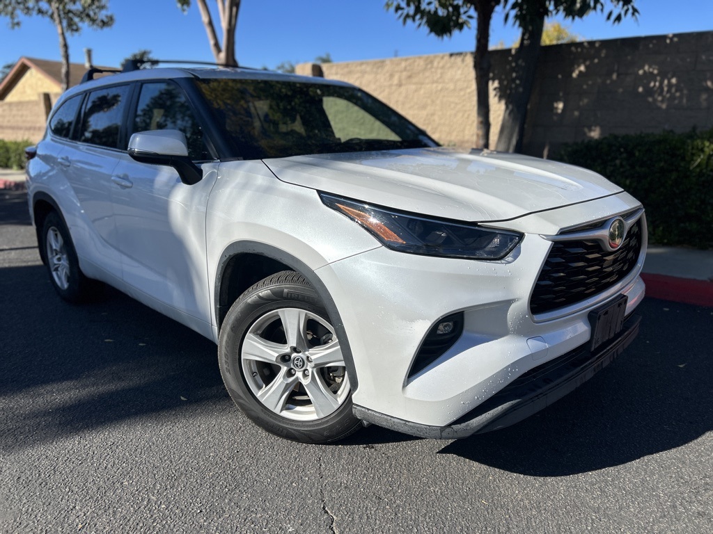 Used 2023 White Toyota LE image 1