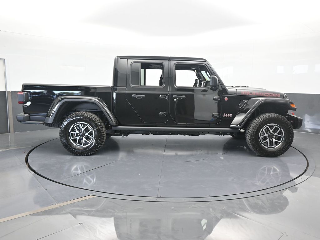 2025 Jeep Gladiator Rubicon photo 2