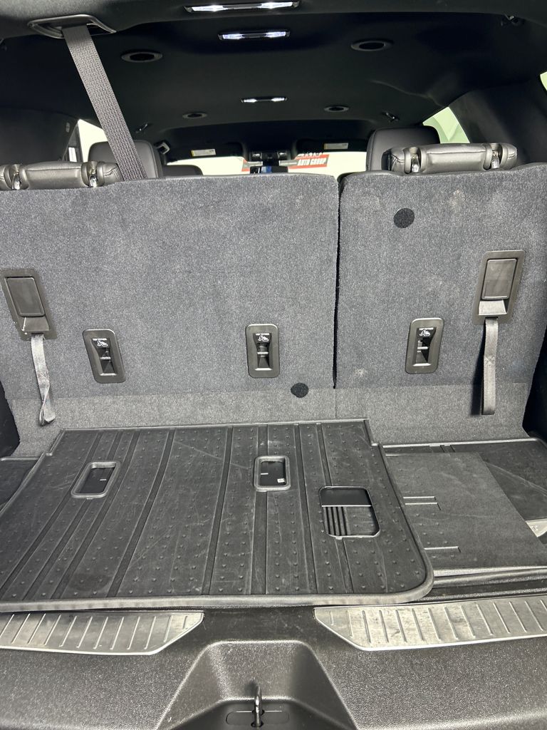 2021 Chevrolet Tahoe Z71 photo 27