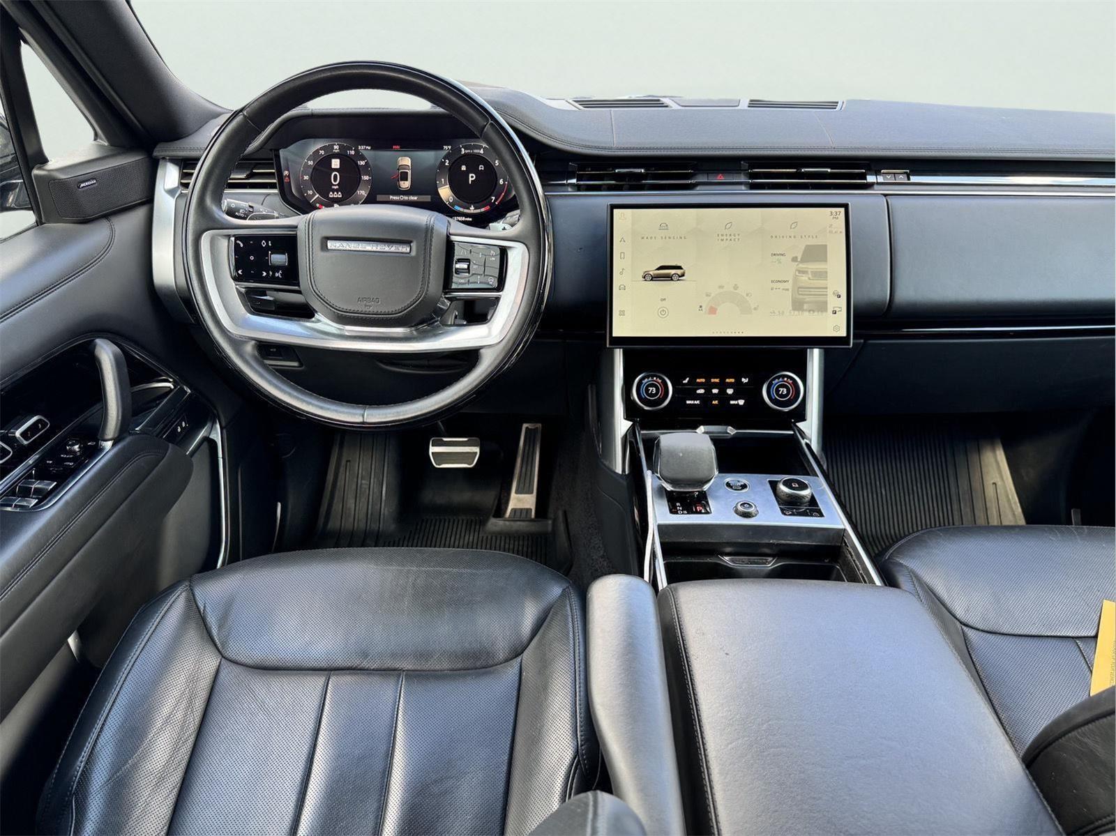 2023 Land Rover Range Rover SE photo 34
