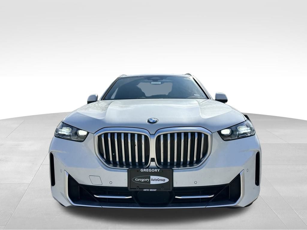 2025 Bmw X5 xDrive40i photo 2