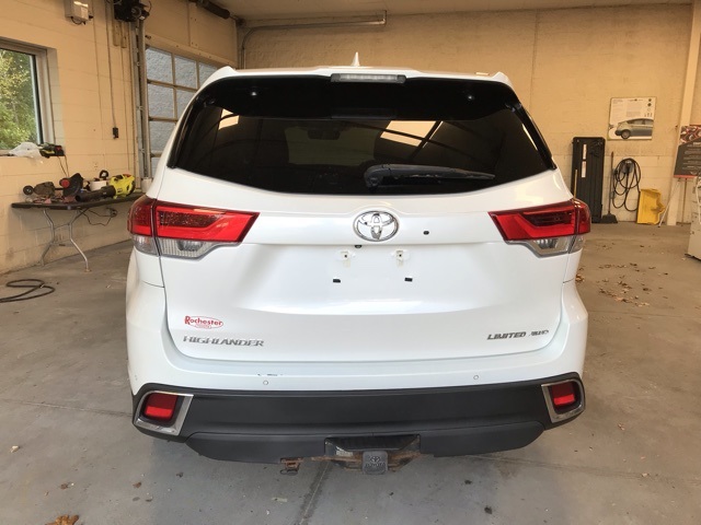 2018 Toyota Highlander Limited photo 4