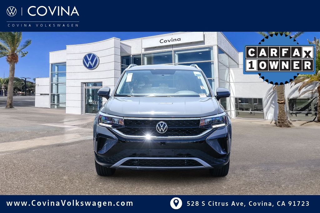 Used 2022 Volkswagen Taos SE with VIN 3VVRX7B27NM007088 for sale in Covina, CA