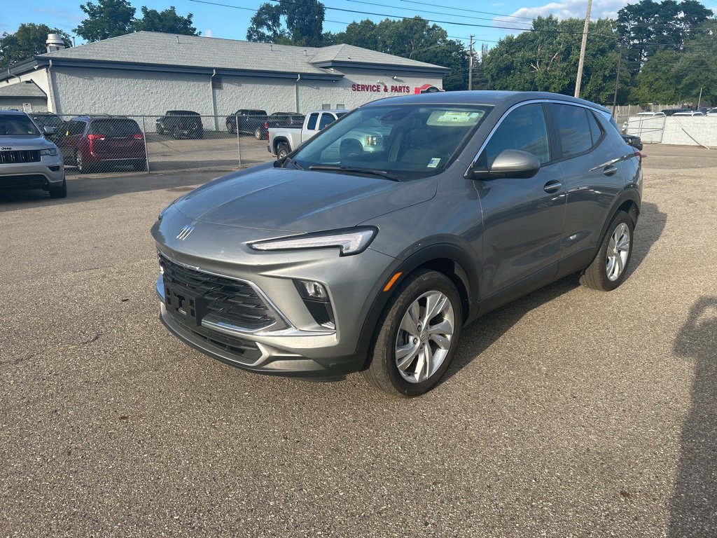 2024 Buick Encore GX Preferred's photo