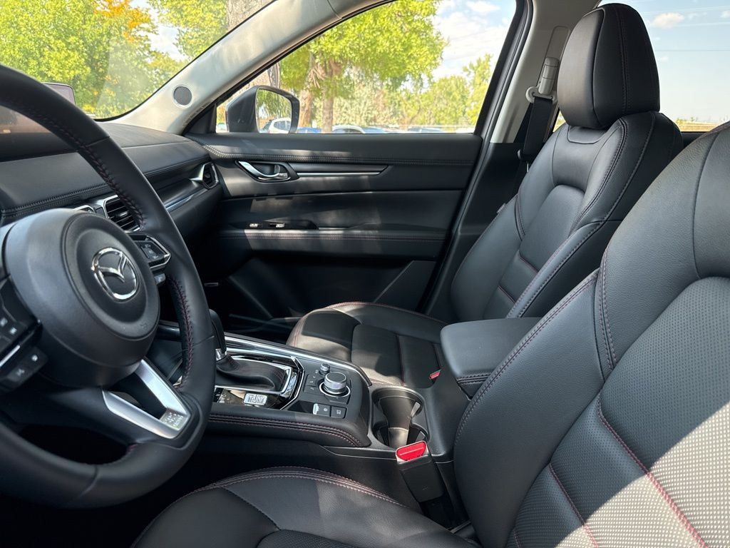 2025 Mazda CX-5 2.5 S Carbon photo 3
