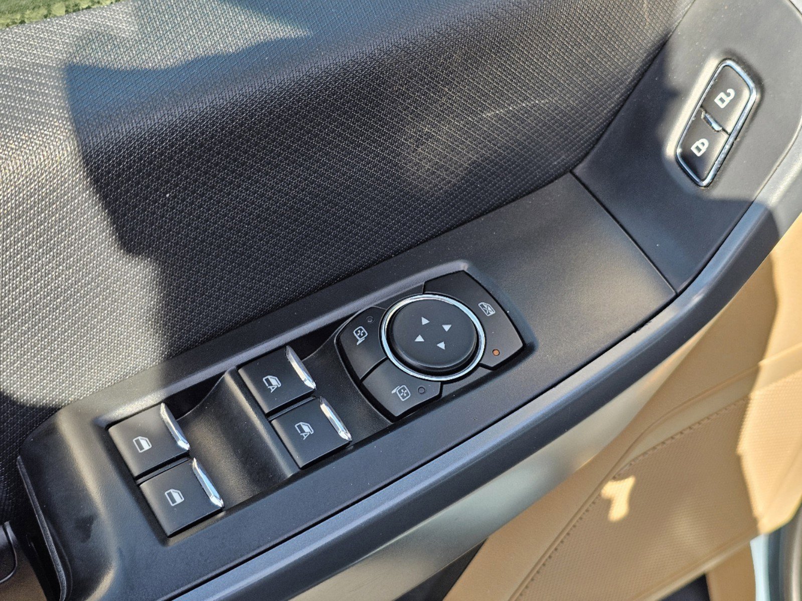 2023 Ford F-150 XLT photo 12