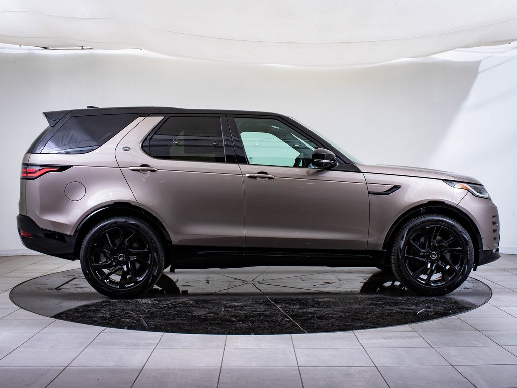 2025 Land Rover Discovery SE photo 6