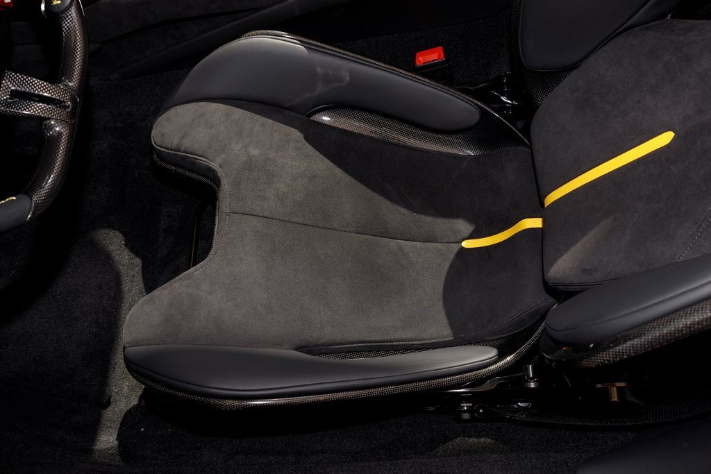 2024 Ferrari 296 GTS photo 17