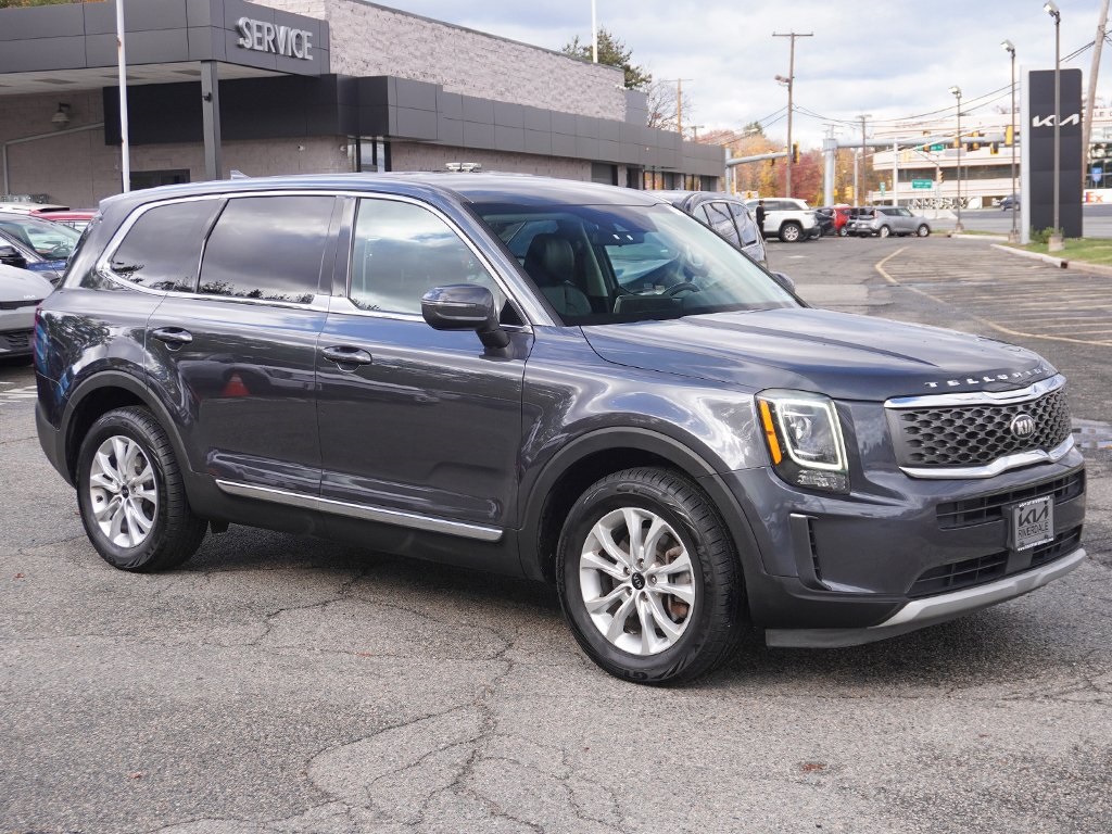Used 2020 Kia Telluride LX with VIN 5XYP2DHC4LG017459 for sale in Riverdale, NJ