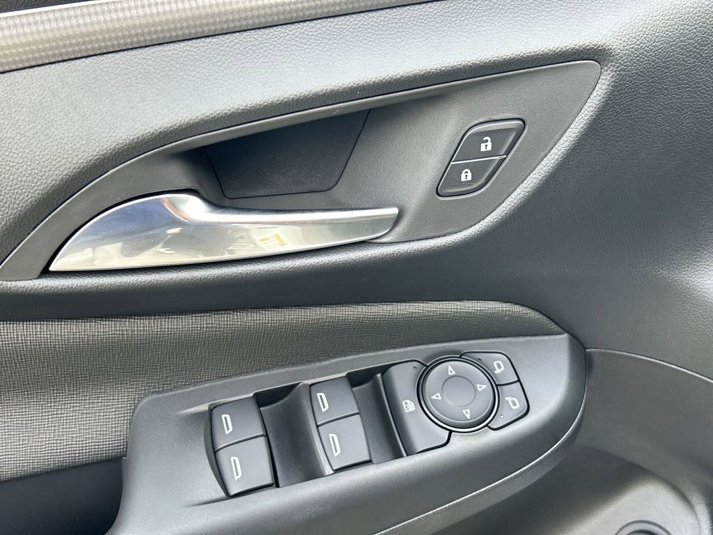 2025 Buick Envista Avenir photo 19