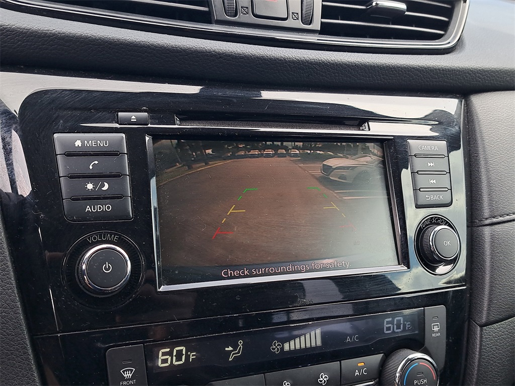 2020 Nissan Rogue SV photo 29