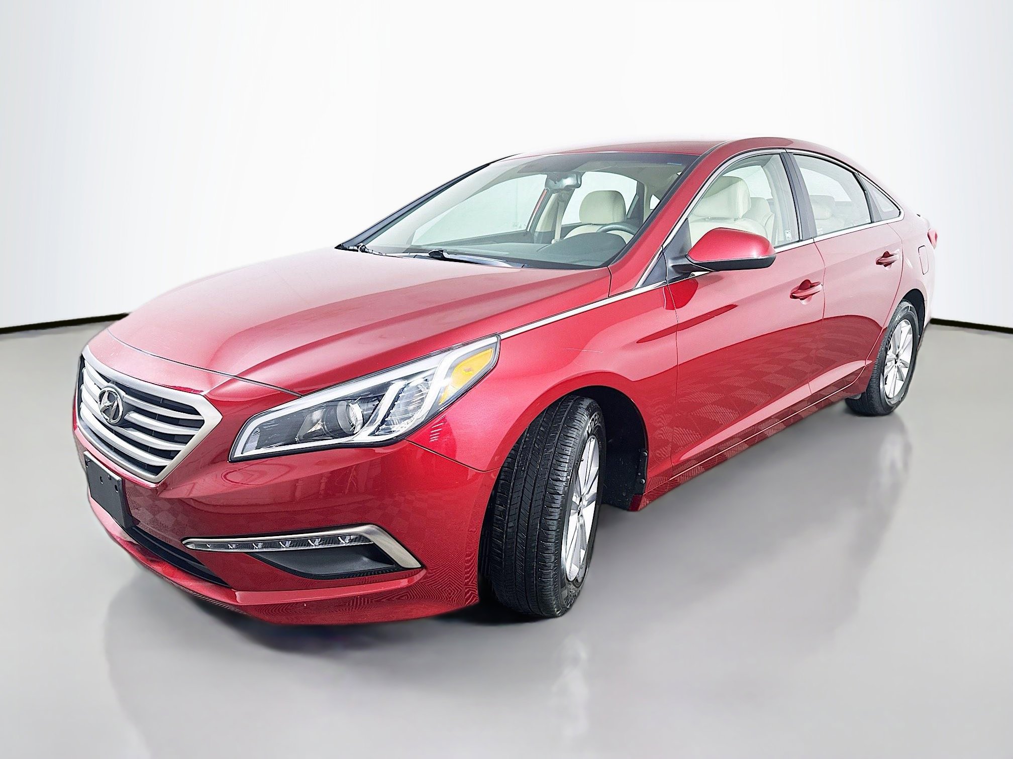 2015 Hyundai Sonata SE photo 3