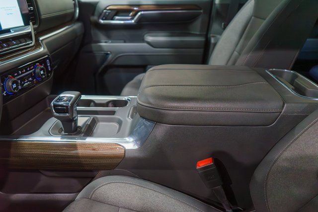 2024 Chevrolet Silverado 1500 LT Trail Boss photo 15