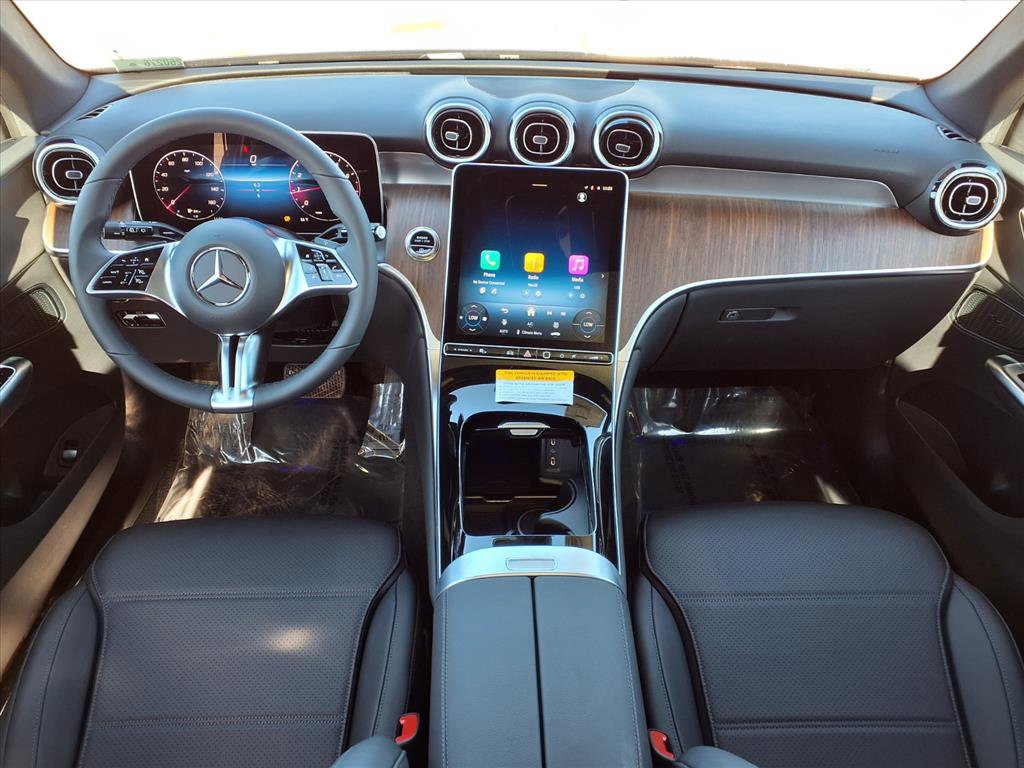 2026 Mercedes Benz GLC 300 4MATIC photo 4