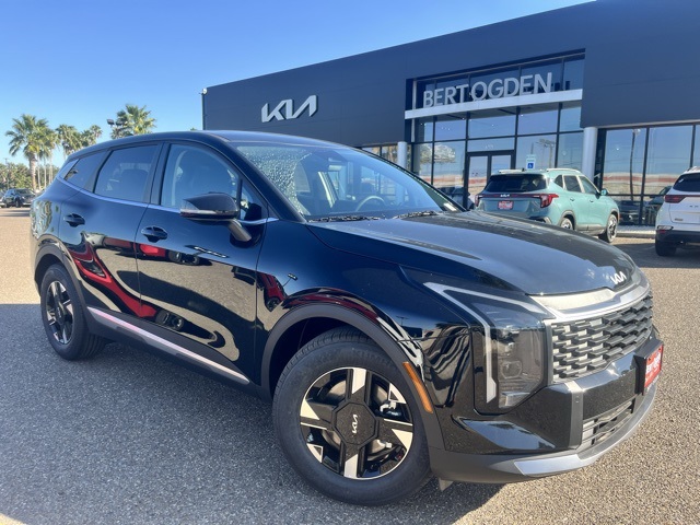 2026 Kia Sportage LX's photo