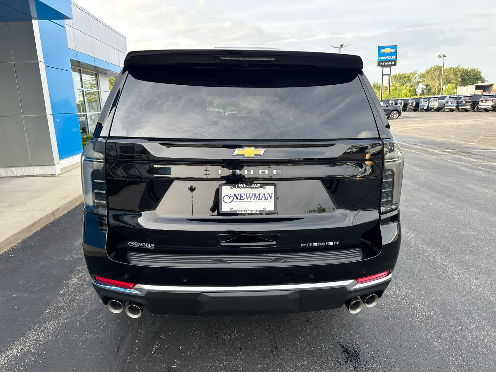 2025 Chevrolet Tahoe Premier photo 9