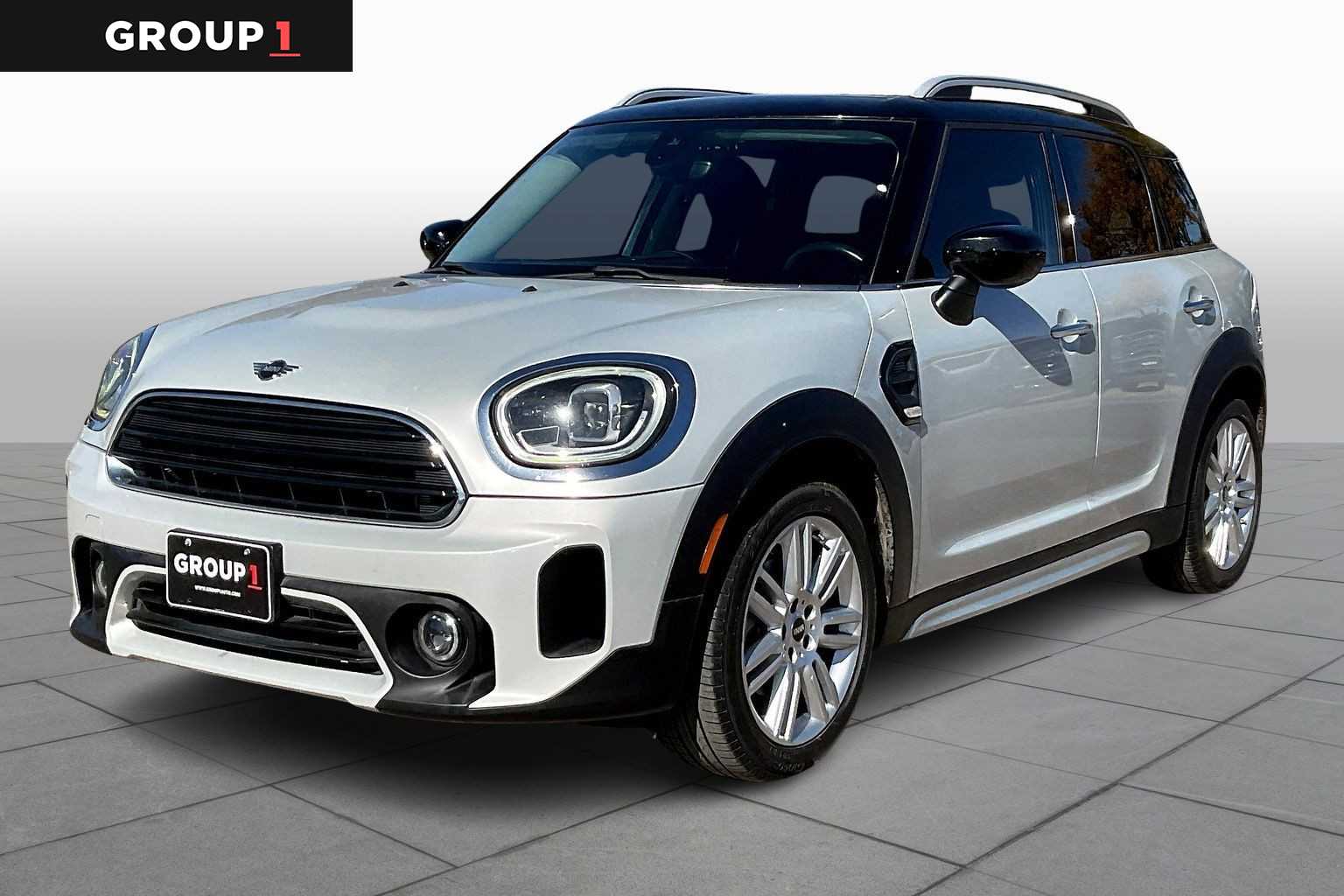 2022 MINI Countryman Base