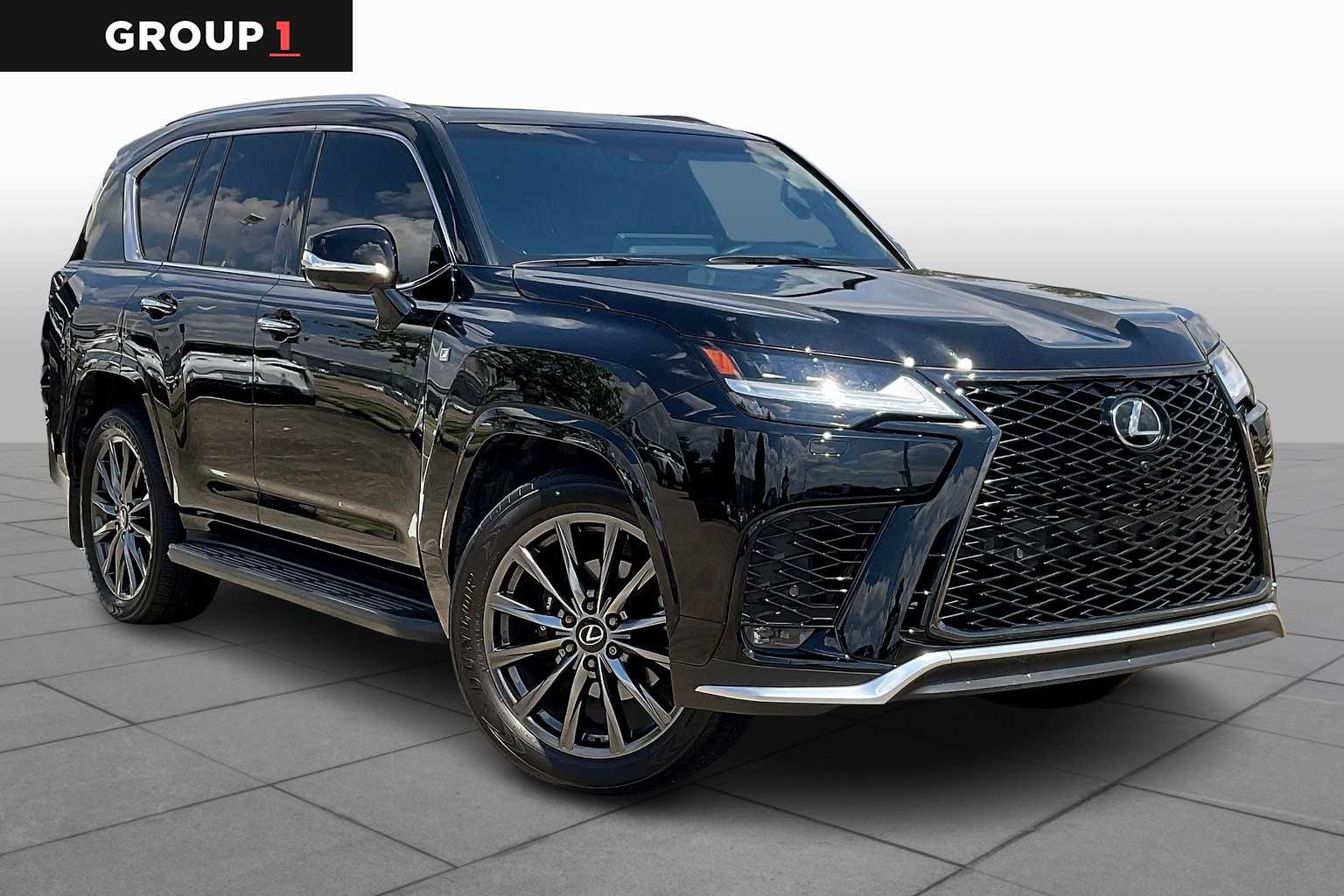 2024 Lexus LX 600 F SPORT photo 2