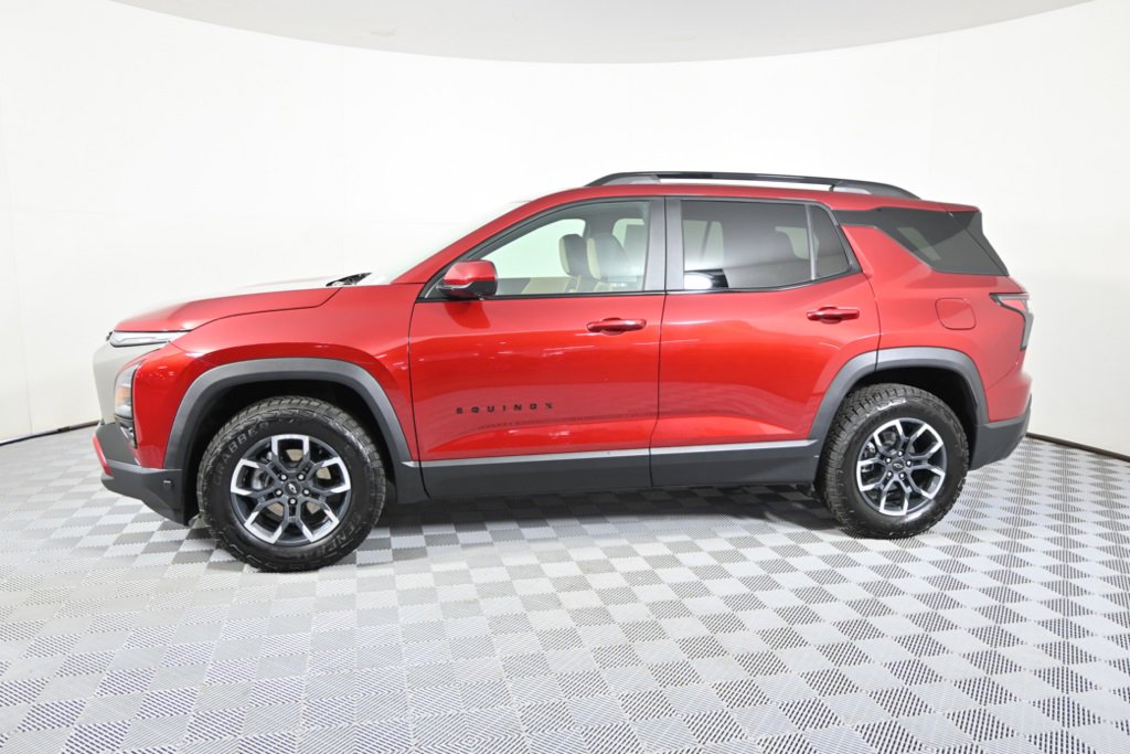 Used 2025 Chevrolet Equinox ACTIV with VIN 3GNAXSEG7SL142957 for sale in Forest Lake, Minnesota