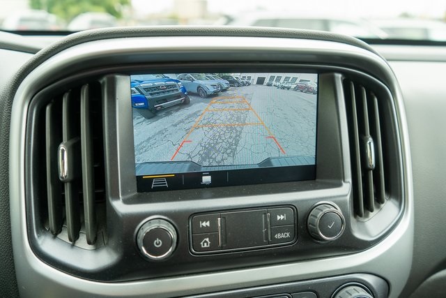 2022 Chevrolet Colorado LT photo 17