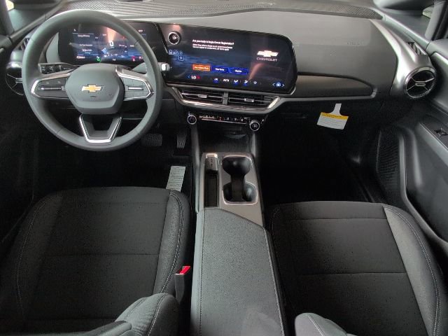 2026 Chevrolet Equinox EV 1LT photo 5