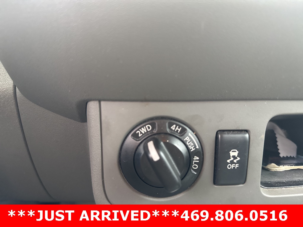 2015 Nissan Frontier SV photo 14