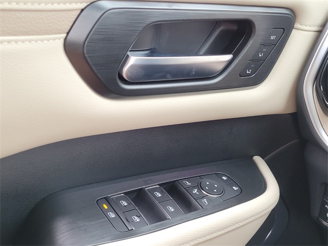 2025 Nissan Armada Platinum photo 26