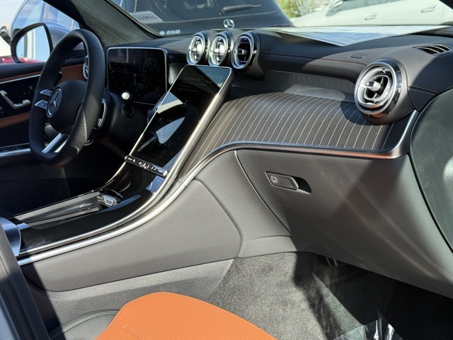 2026 Mercedes Benz GLC 300 4MATIC photo 23