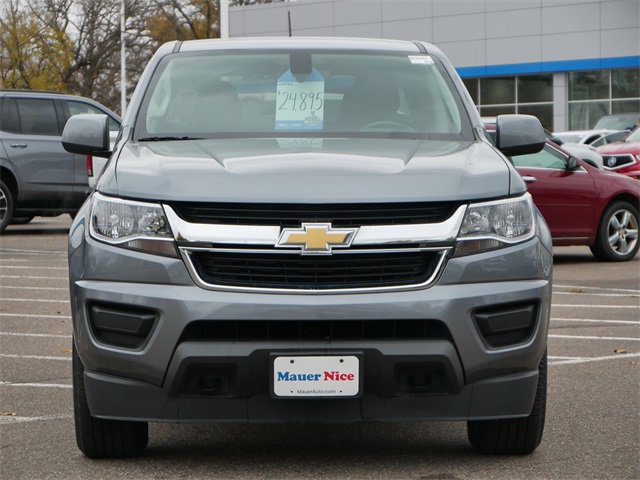 2019 Chevrolet Colorado LT photo 2
