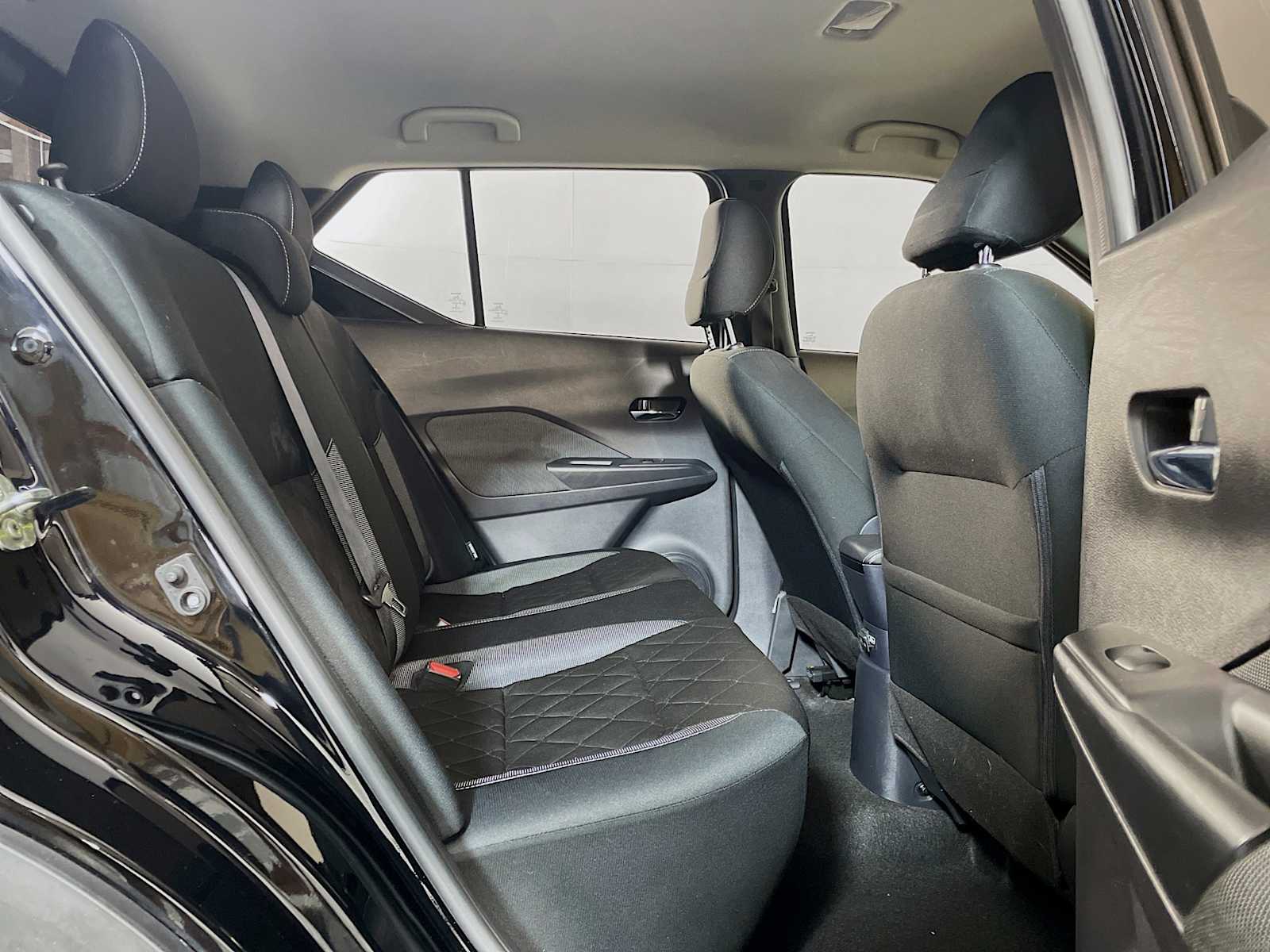 2020 Nissan Kicks SV photo 20