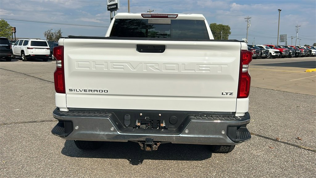 2019 Chevrolet Silverado 1500 LTZ photo 4