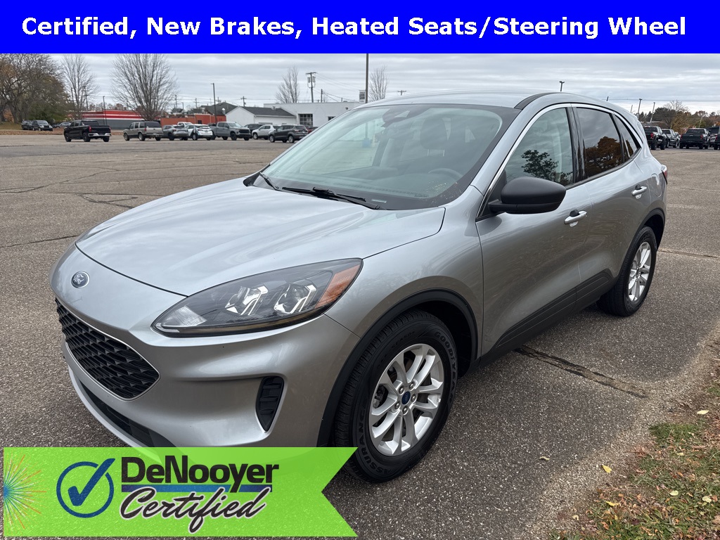 2022 Ford Escape SE photo 3