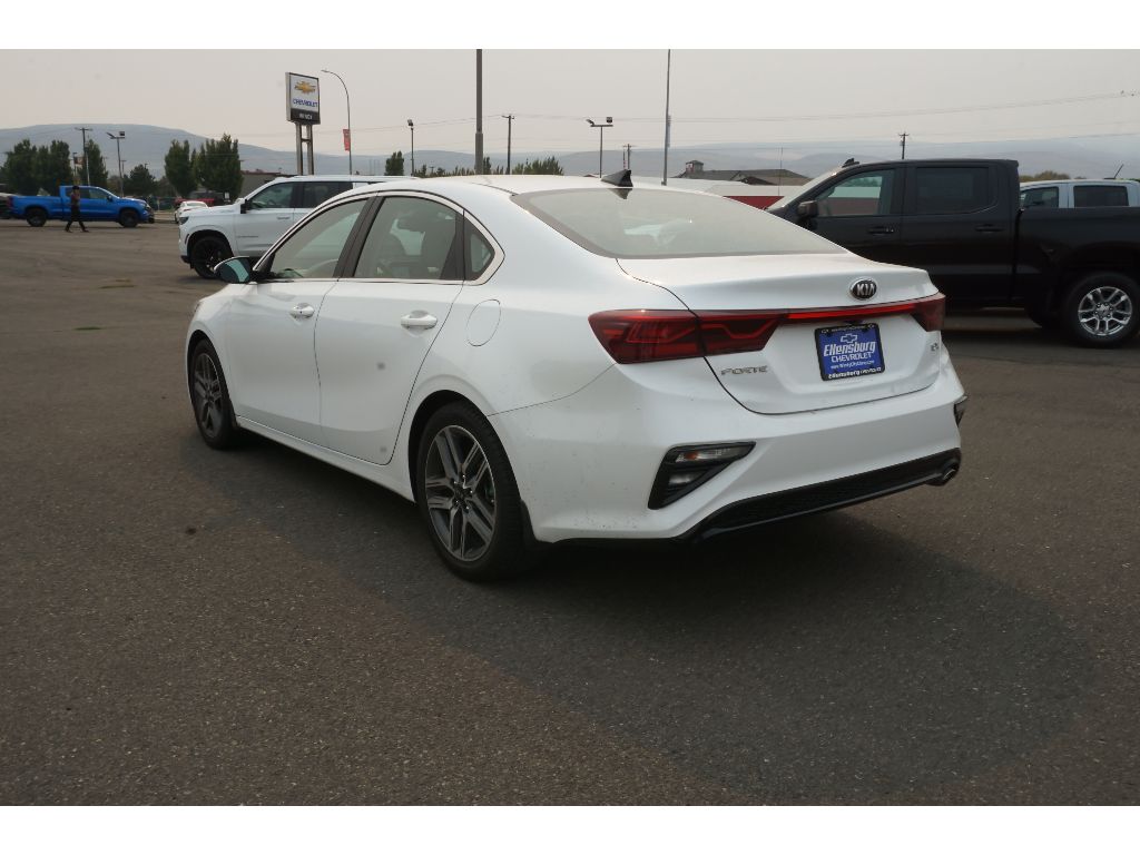 2021 Kia Forte EX photo 3