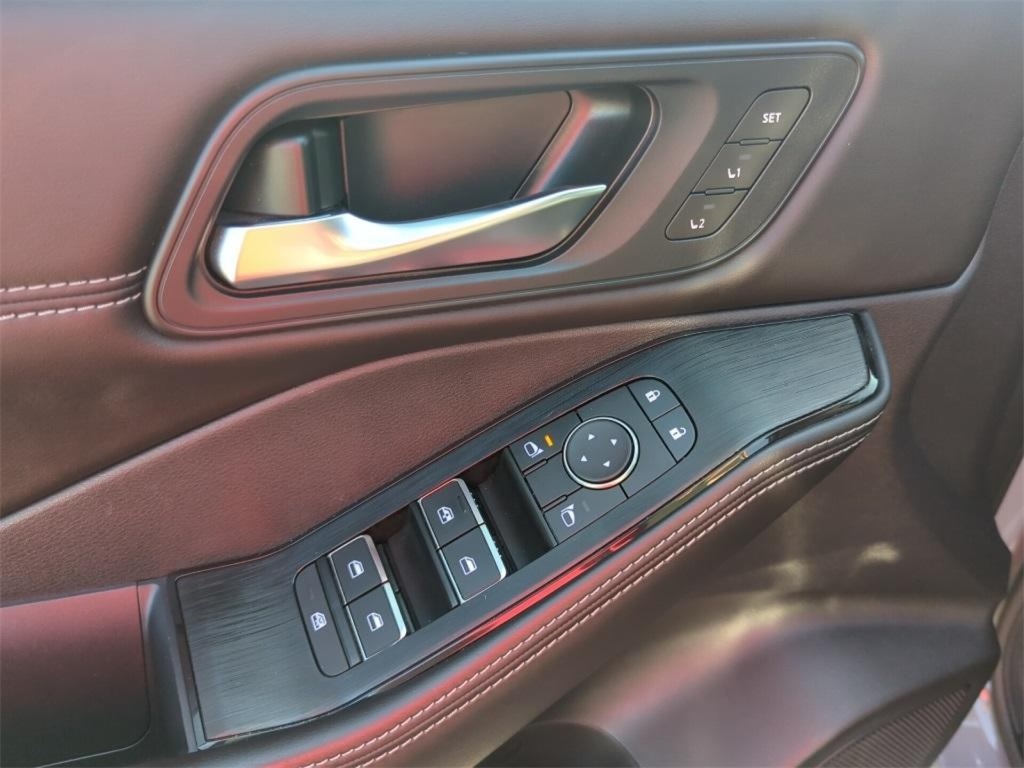 2022 Nissan Rogue SL photo 10