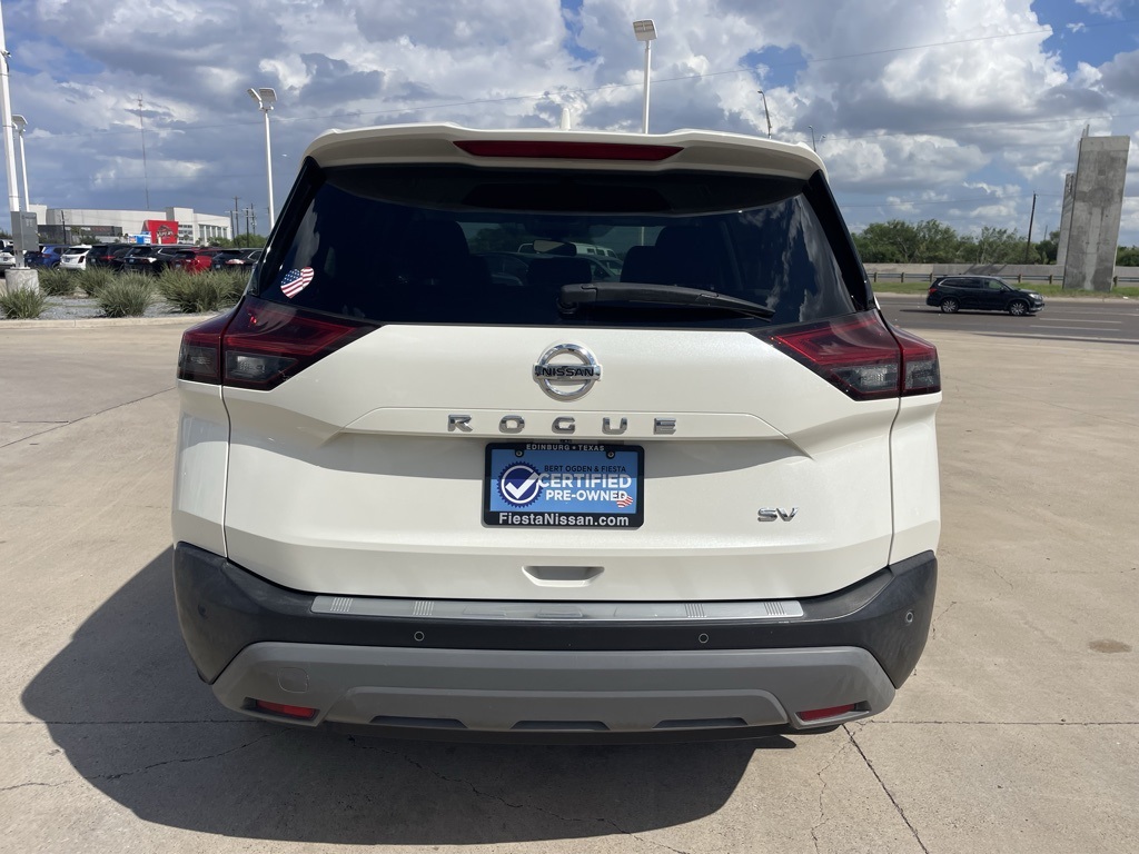 2021 Nissan Rogue SV photo 4