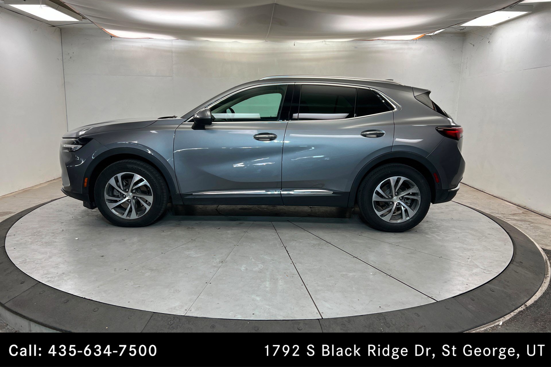 2021 Buick Envision Essence photo 3