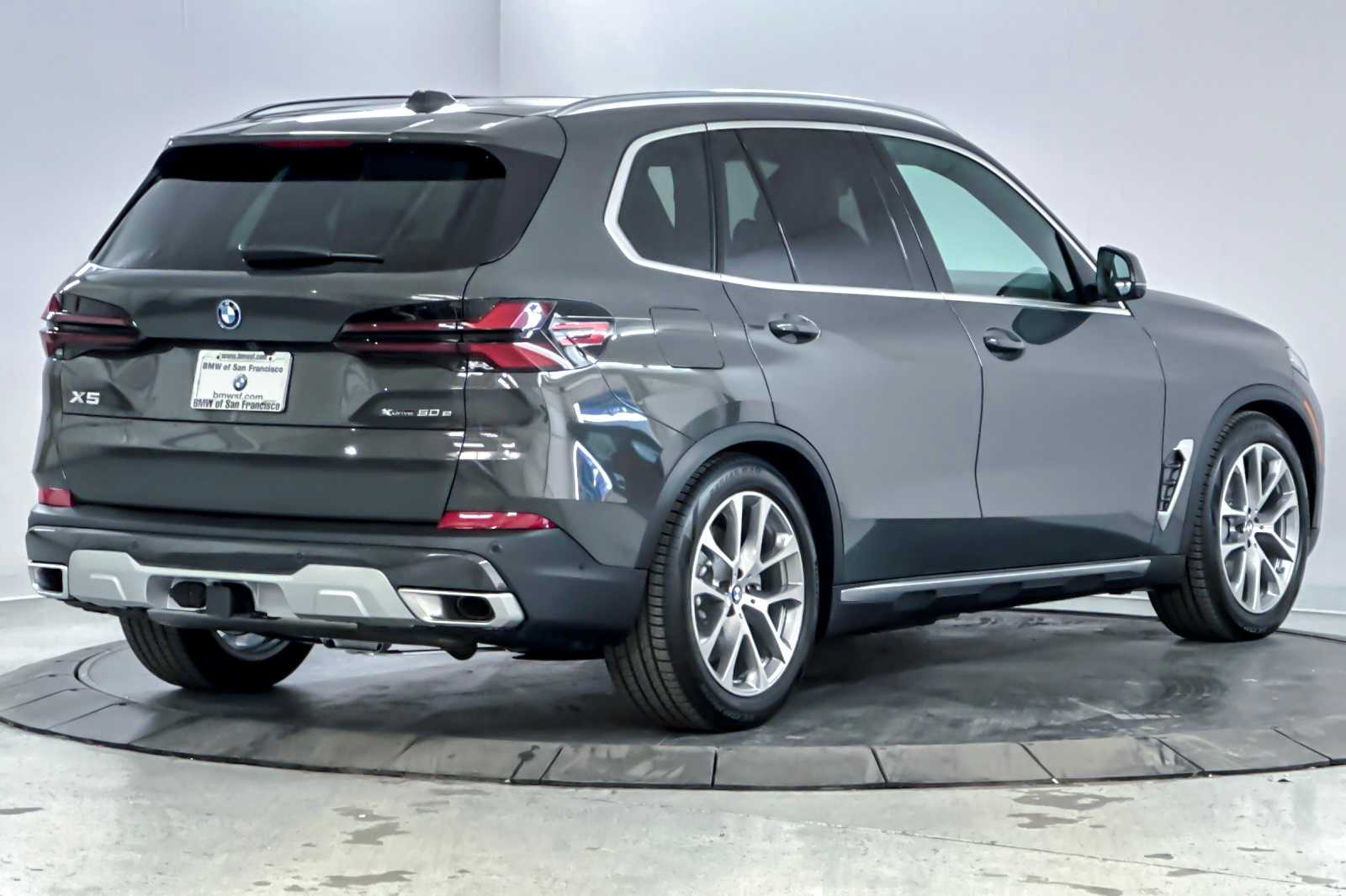 2026 Bmw X5 xDrive50e photo 2