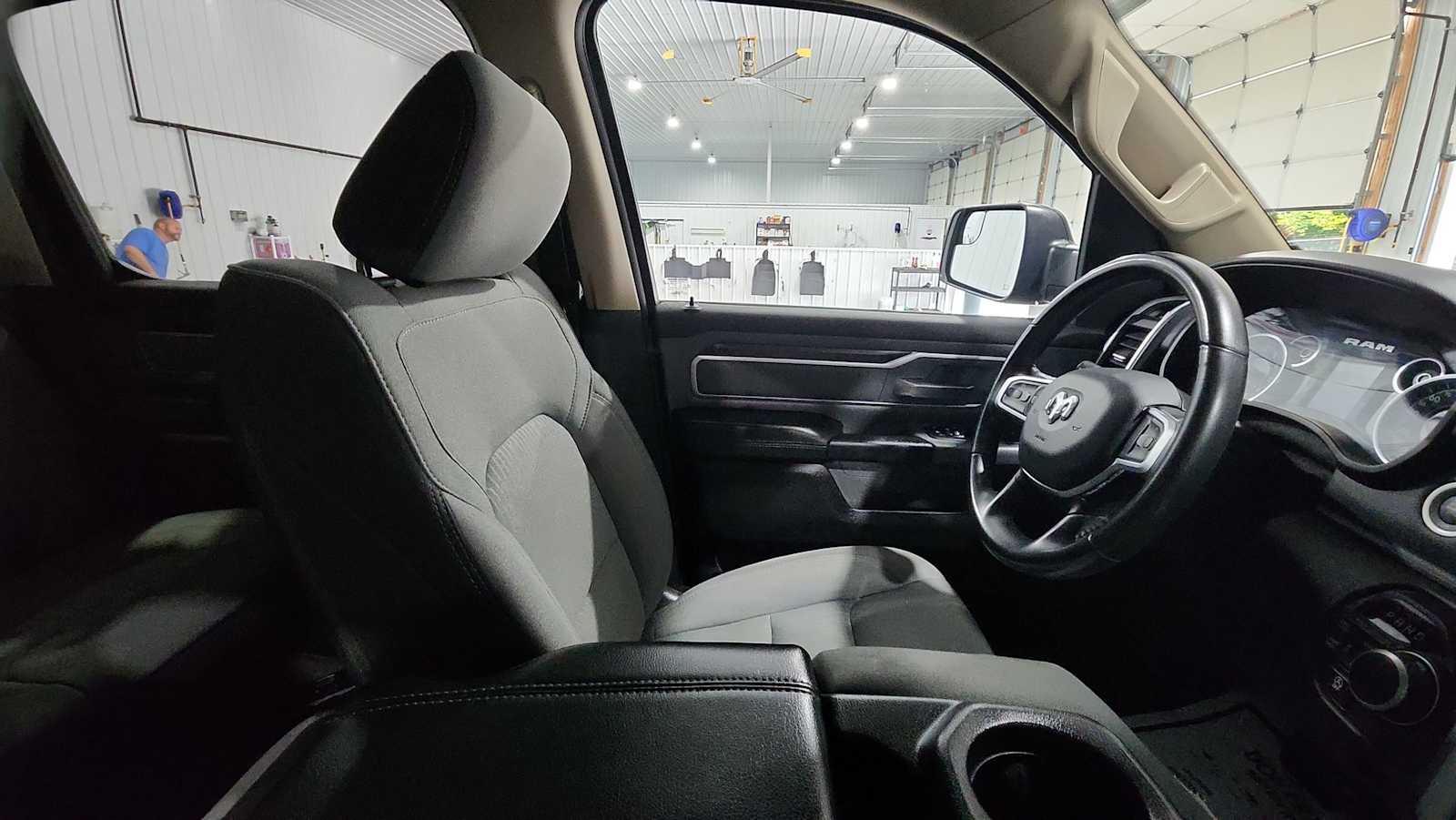 2020 Ram 1500 Big Horn photo 13