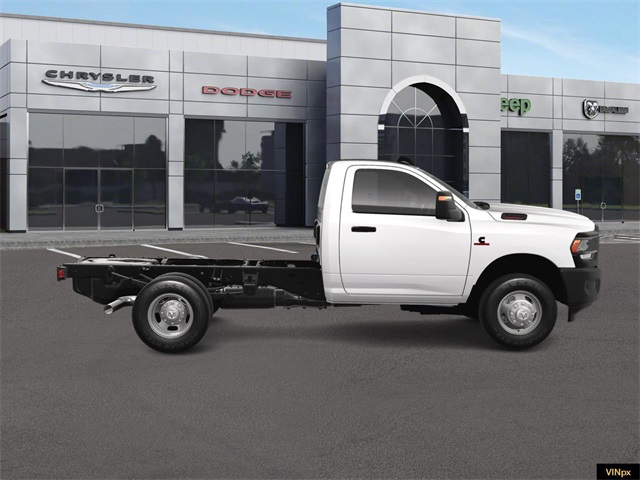 2024 Ram 3500 Tradesman photo 4