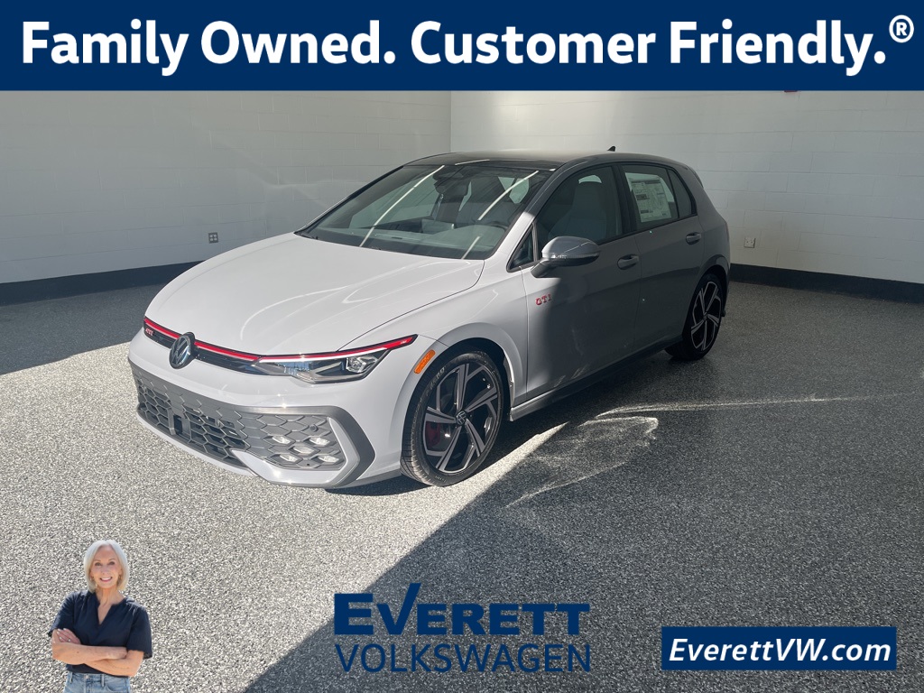 2026 Volkswagen Golf GTI SE's photo