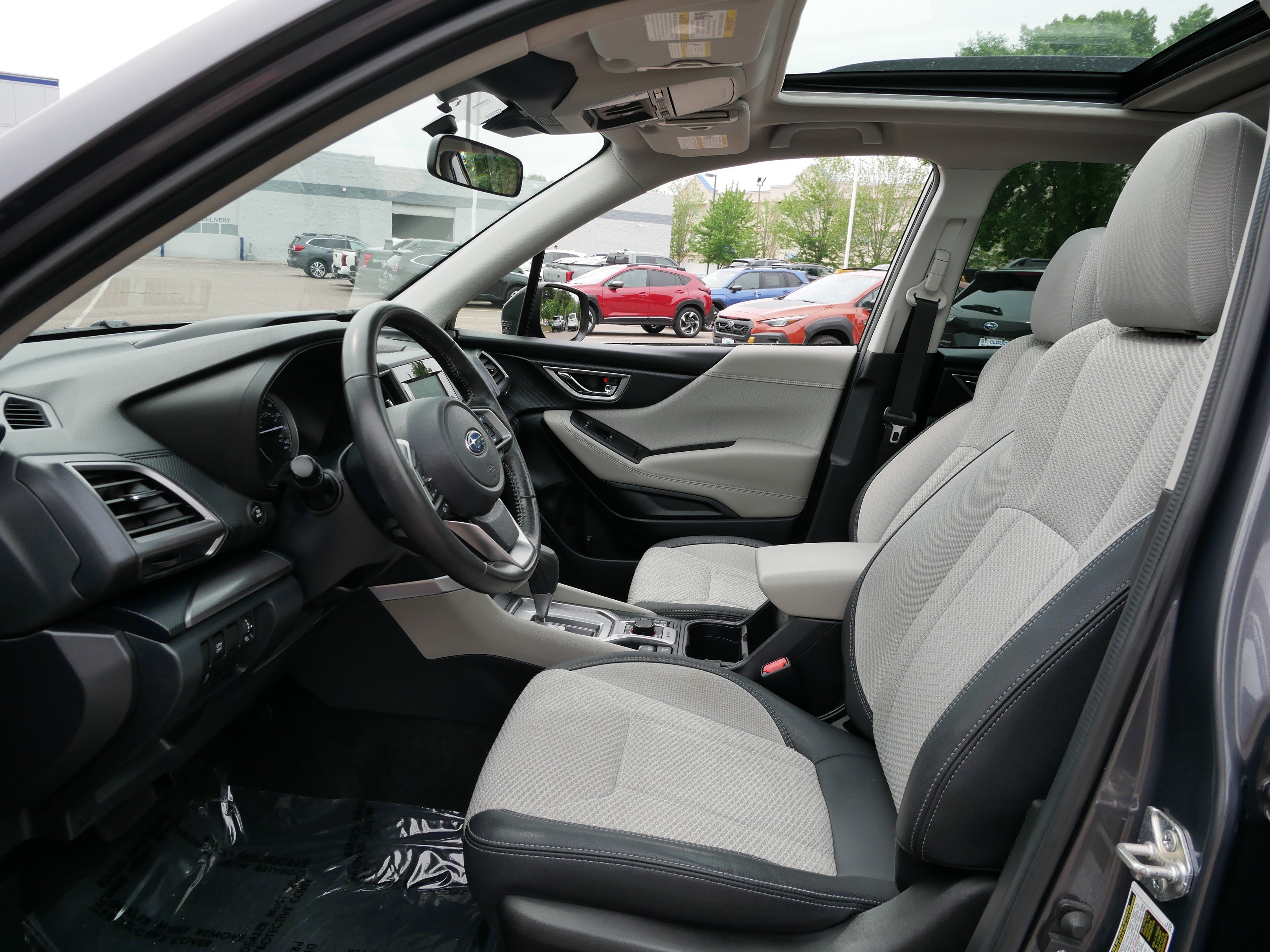 2022 Subaru Forester Premium photo 28