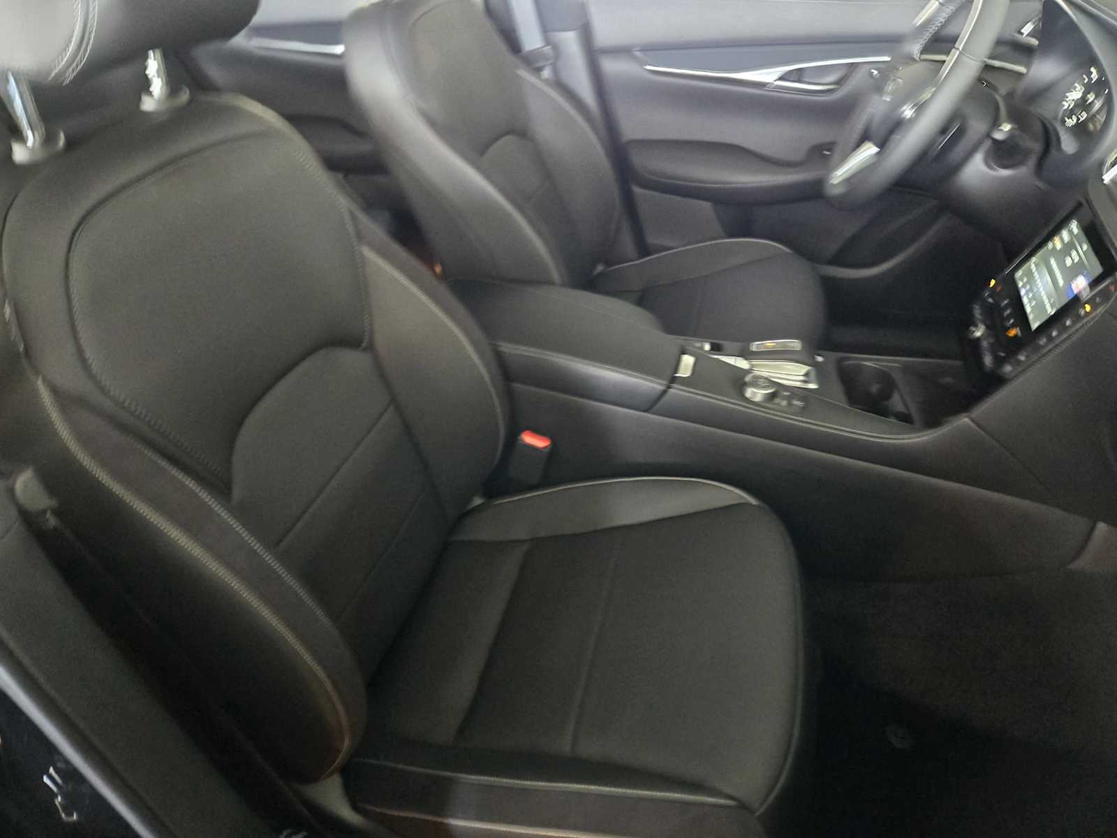 2025 Infiniti QX50 SPORT AWD photo 9