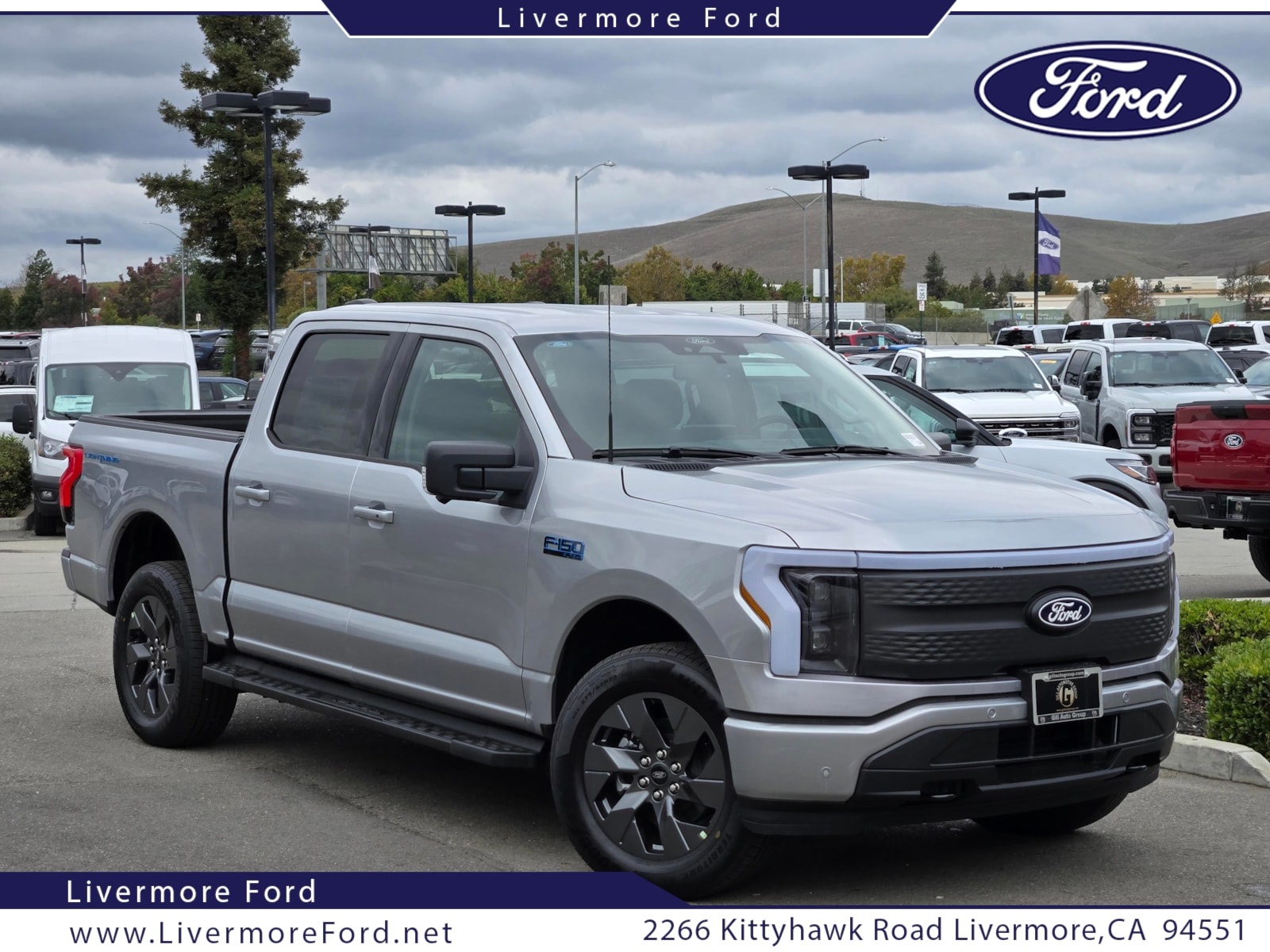 2025 Ford F-150 Lightning Flash's photo