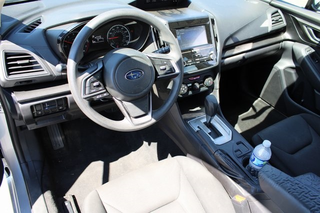 2017 Subaru Impreza 2.0i photo 2