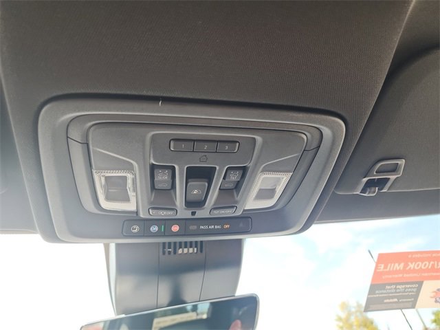 2025 Chevrolet Silverado 3500HD High Country photo 23