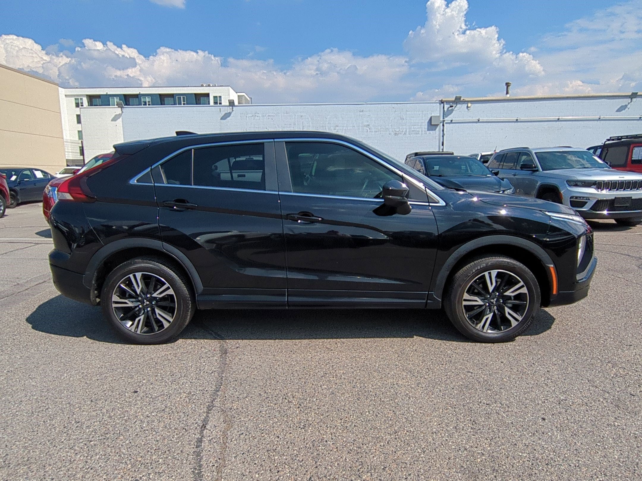 2024 Mitsubishi Eclipse Cross SEL photo 2