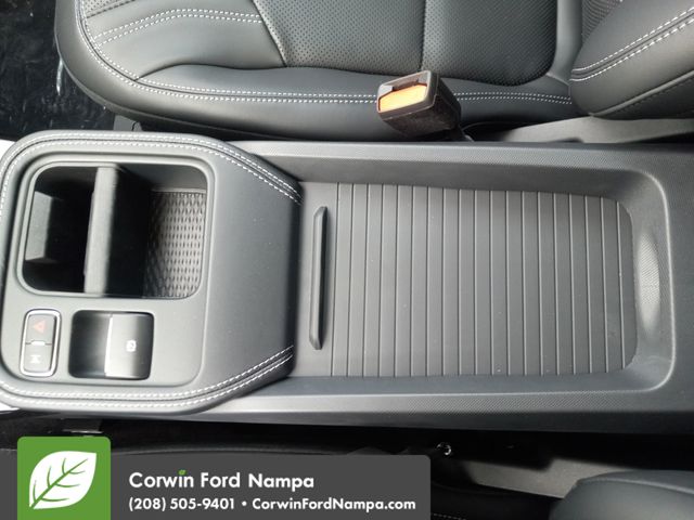 2025 Ford Mustang Mach-E Premium photo 18