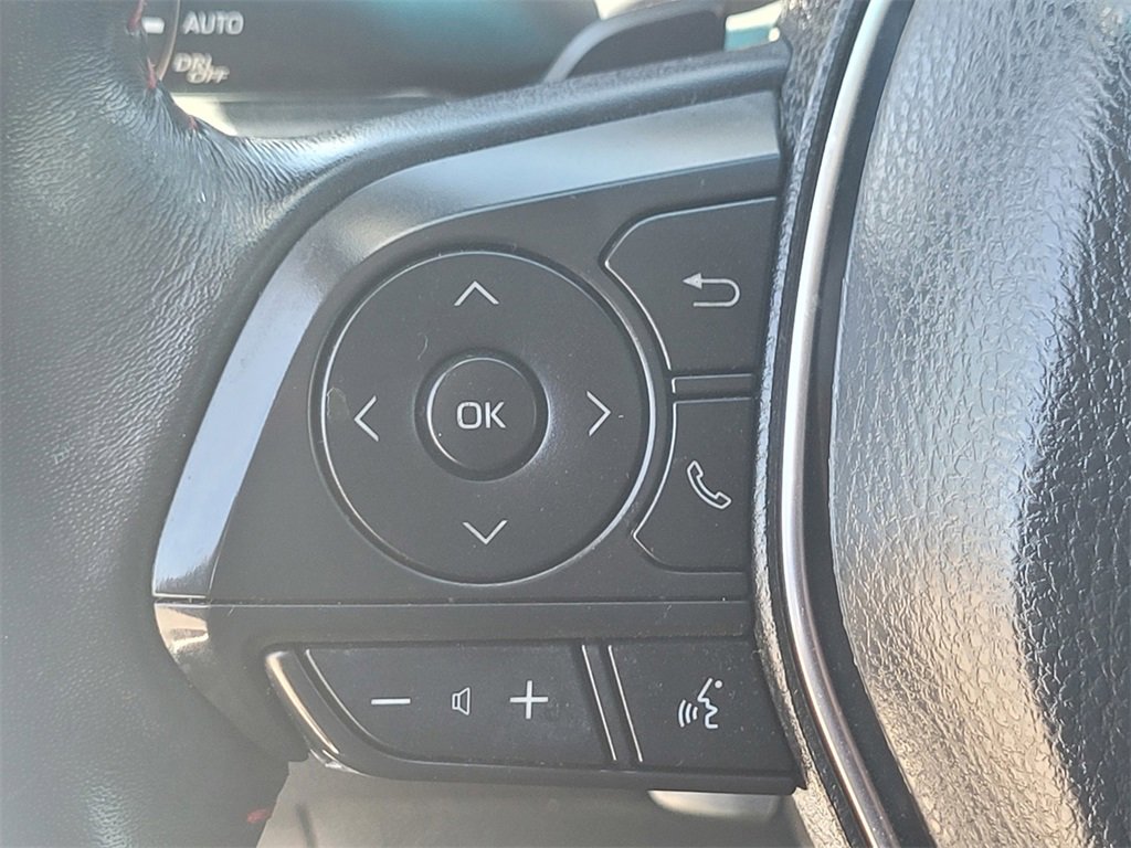 2020 Toyota Camry XSE V6 photo 25